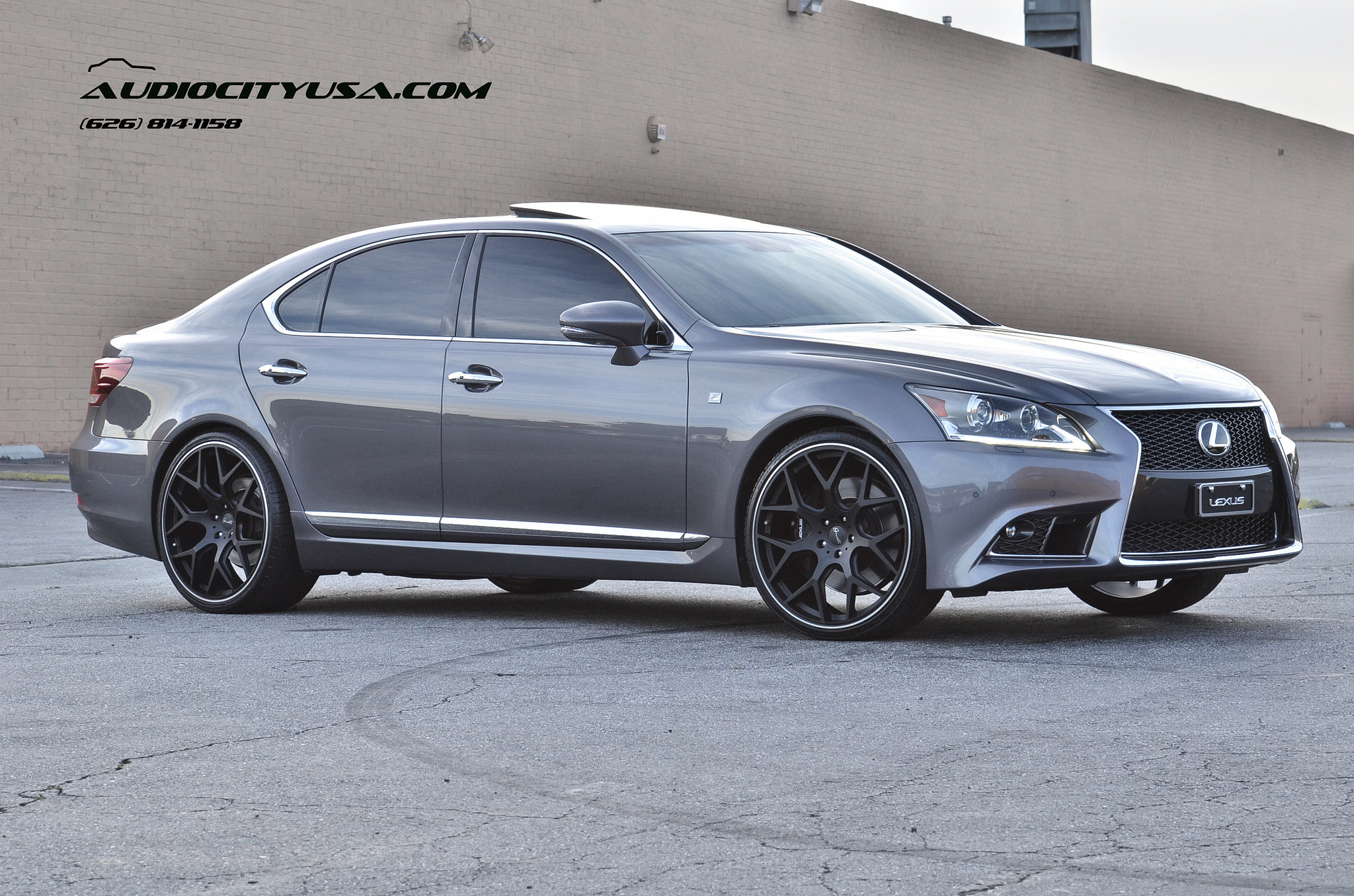 Gianelle Puerto Black on Lexus LS460